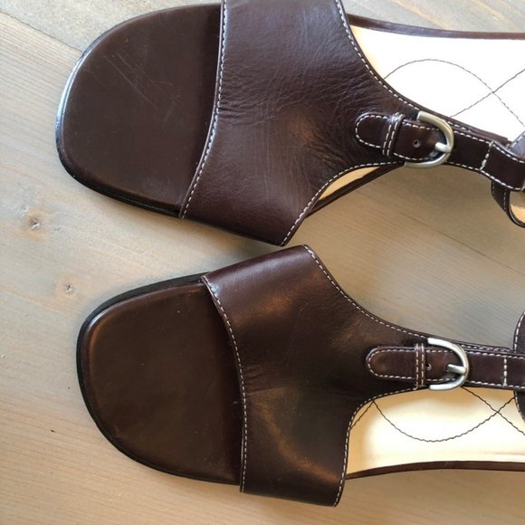 Circa Joan & David Brown T-Strao Sandal - Picture 5 of 13
